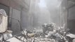 Suriye Rejimi İdlib'te Çarşıyı Bombaladı (2)