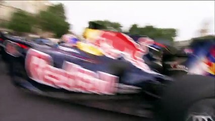 Mark Webber Parliament Square F1 Pit Stop w  Red Bull Racing (Full Version)