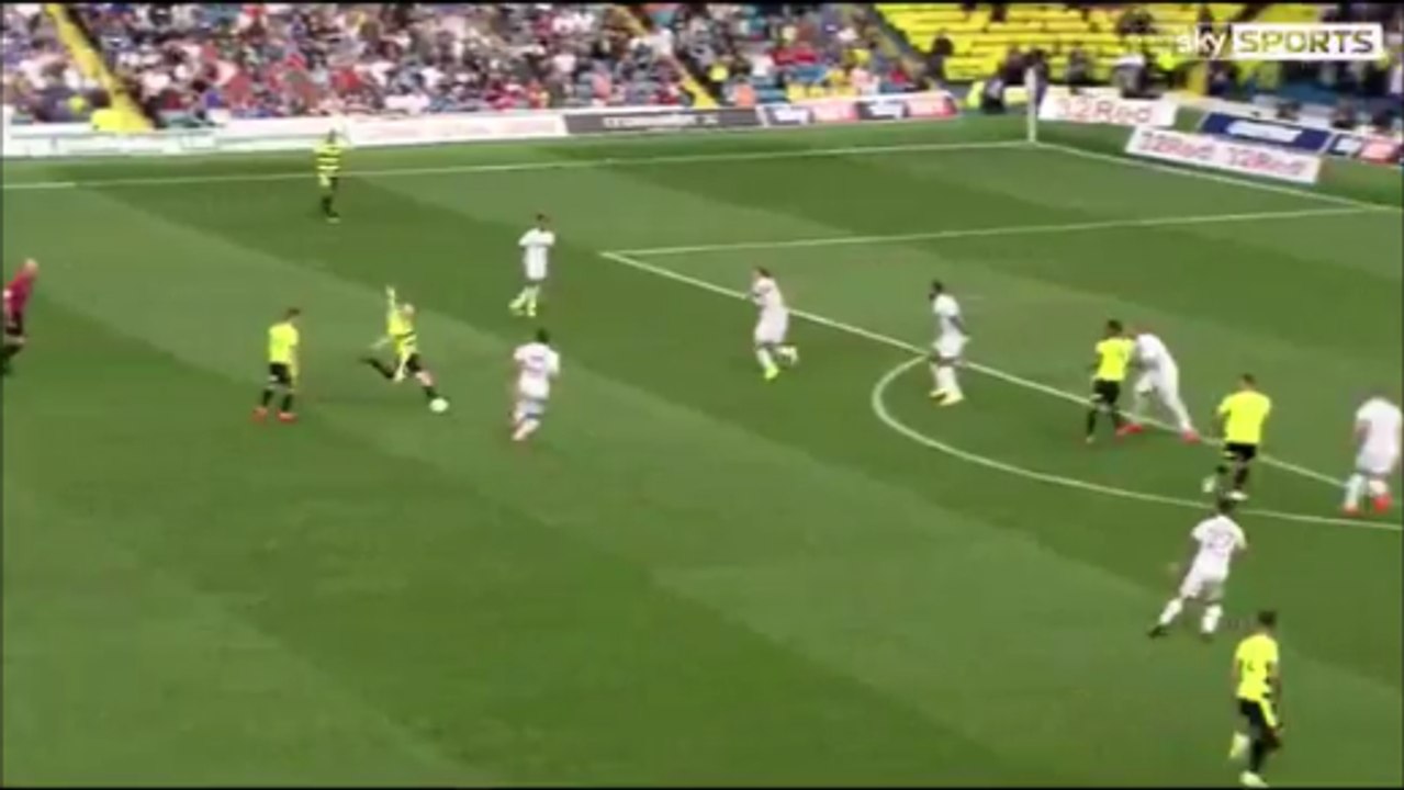 Aaron Mooy With A Belter vs Leeds (1-0)