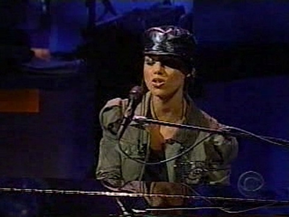 Alicia Keys - A Woman's Worth - David Letterman