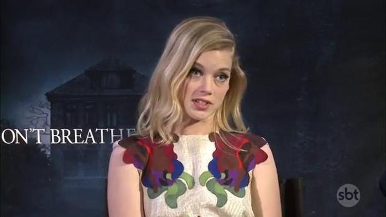 Jornal do SBT conversa com elenco do filme `O Homem nas Trevas`