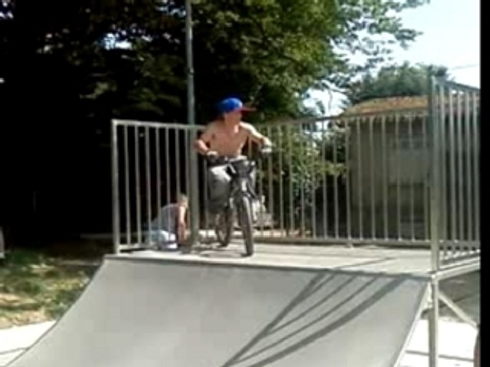 Bmx bunny hop vélo + 2 board