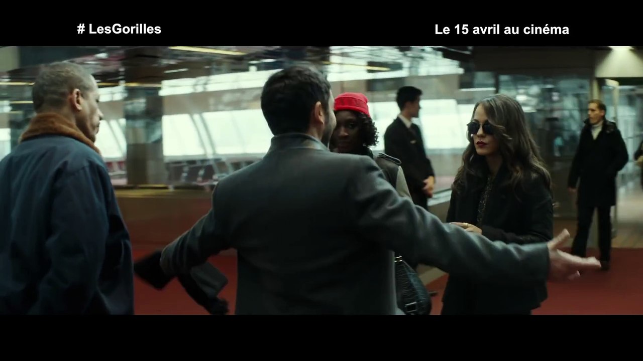 _Alice BelaÏdi en star du RnB_ LES GORILLES Extrait 3