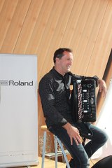 V-accordéon Roland FR4x Salon Eiffel Paris septembre 2016