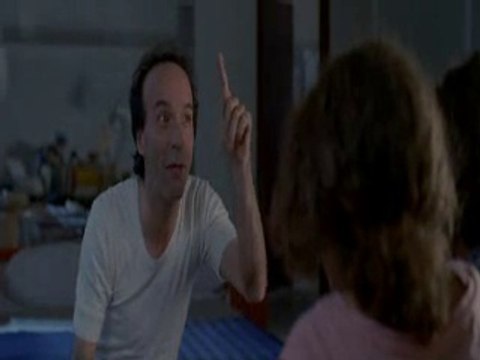 Le tigre et la neige de et avec Roberto Benigni... Magique!!! Un hymne à la poésie, pour et avec la poésie... Ou pourquoi les mots importent tant...