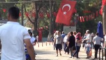 Antalya Şehitlikte Arife Hüznü
