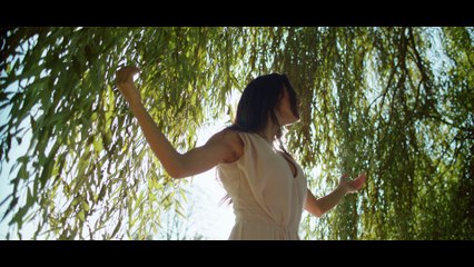 Tuğba Yurt - Aklımda Sorular Var