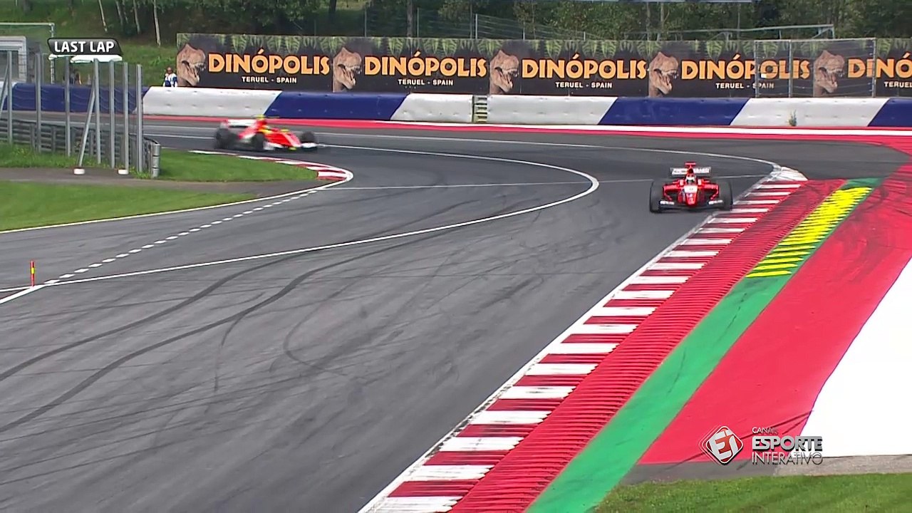 Fórmula V8 - Etapa de Red Bull Ring (Corrida 2): Última volta