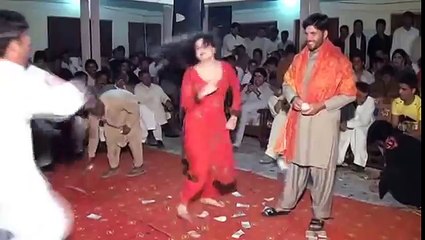 Pashto Dance Raja Fakhar Abbas ( Peedo ) wedding video Mulhal Mughlan