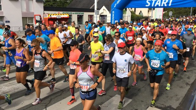 Départ du 42e semi marathon Auray-Vannes Première partie