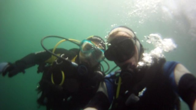 Plongée Lac du Bourget 73 - Epaves de voitures à 40 mètres