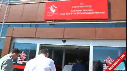 Cumhurbaşkanına beste yapan kadın valiyi kahkahaya boğdu