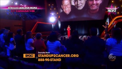 Céline Dion fond en larmes, Bradley Cooper la console sur scène (VIDEO)