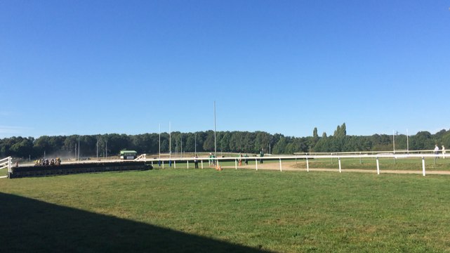 La grande foule aux courses hippiques