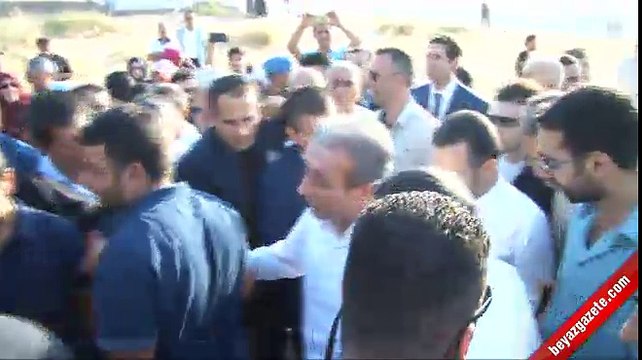 Mehdi Eker Patlayıcı Yerleştirilen Aile Mezarlığını Ziyaret Etti