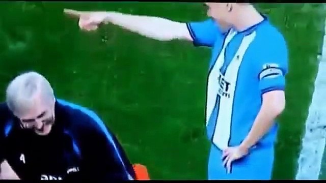 اكثر 10 لحضات مضحكة في تاريخ كرة القدم