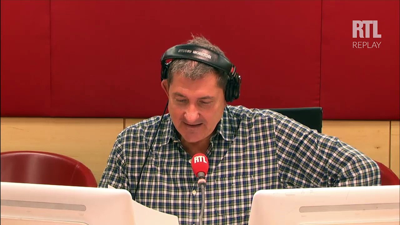 "La Fête de l'Humanité est devenue un gigantesque speed-dating électoral", constate Alba Ventura