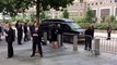 11 Septembre : Hillary Clinton tombe dans les pommes à New York