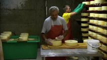 Fabrication artisanale des Fromages en Suisse