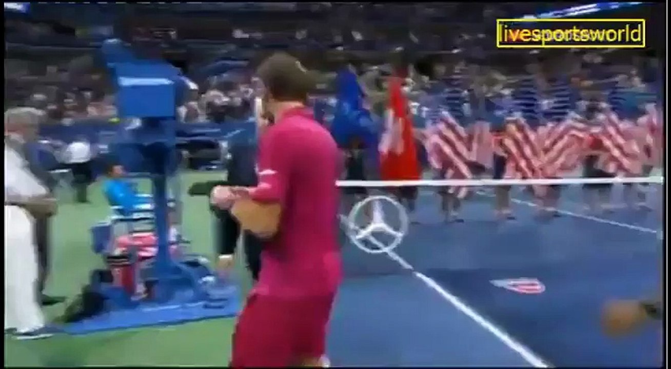 SPORTS WORLD US OPEN 2016 TROPHY  PRESNTATION(1)