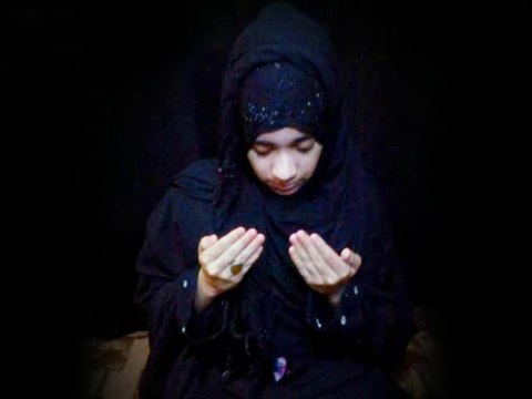 TERA FAQEER HOO'N MOLA(j.j.) Manqabat Recited by: Syeda Nida Fatima