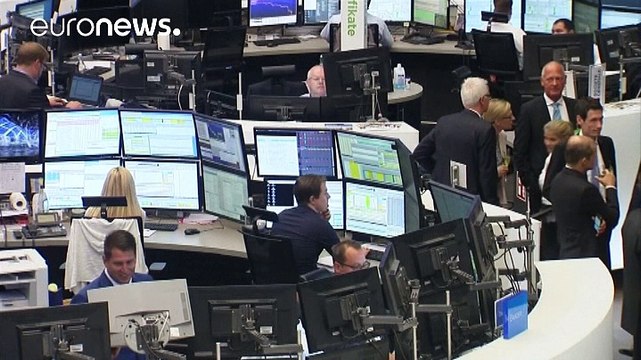 Биржи ушли вниз: инвесторы опасаются ужесточения денежной политики по всему миру