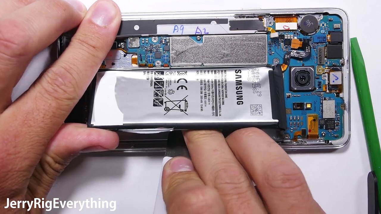Note 7 Battery Explosion!! CAUGHT LIVE ON CAMERA!!