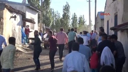 Erzurum'da Akrabaların Kavgasında 3'ü Polis 10 Kişi Yaralandı