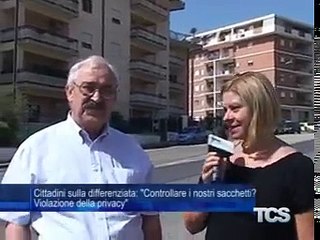 Cittadini sulla differenziata Controllare i nostri sacchetti Violazione della privacy