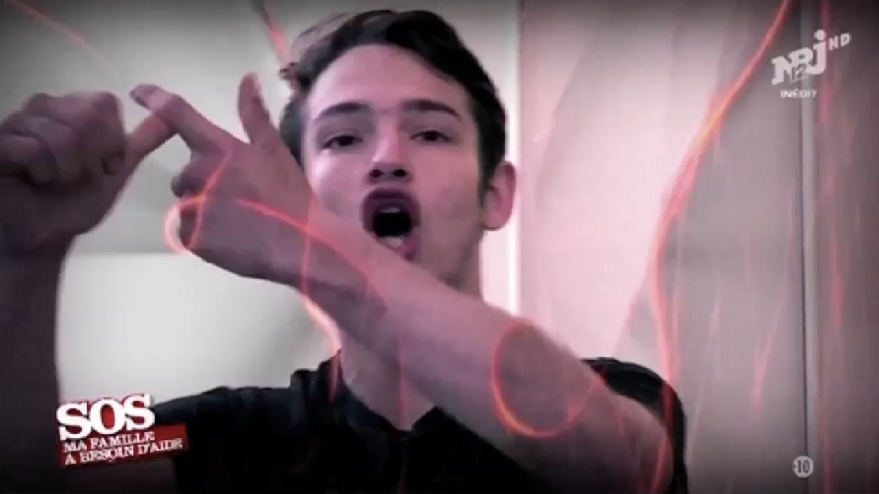 Zapping Télé du 12 septembre 2016 - CLASH "3 poils à la shnek et ça ne se sent plus" !