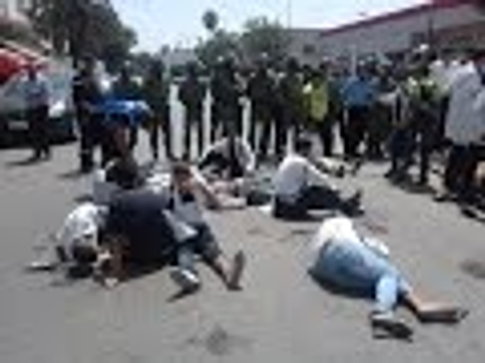 التفاصيل الكاملة وراء  كارثة  موروكومول بالبيضاء بسبب 100 قسيمة شراء ديال 500 درهم