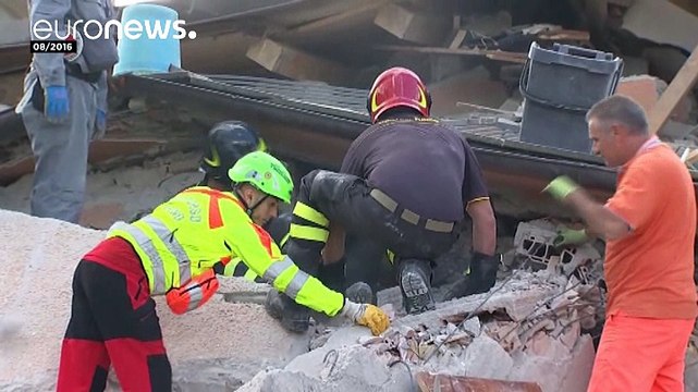 مدينة أماتريتشي تقاضي صحيفة شارلي إيبدو الفرنسية