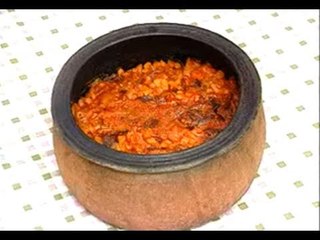 Güveçte Pastırmalı Kuru Fasulye