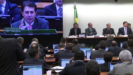 Cuhna, detractor de Rousseff, enfrenta su posible destitución