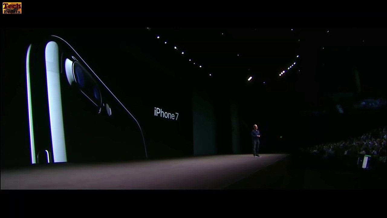 Apple iPhone 7 Event- iPhone 7, iPhone 7 Plus, Airpods_8