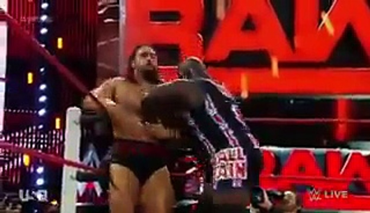 wwe world wrestling entertainment - Mark Henry vs Rusev United States Champion - WWE RAW 1 August 2016