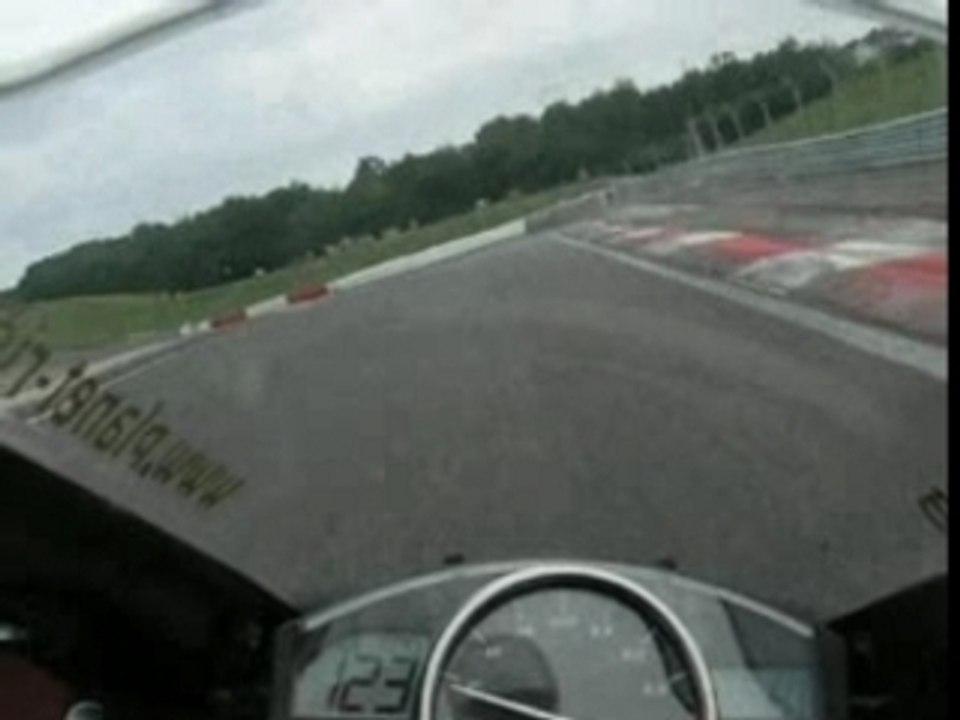 dijon prenois en yamaha r1 tour de chauffe