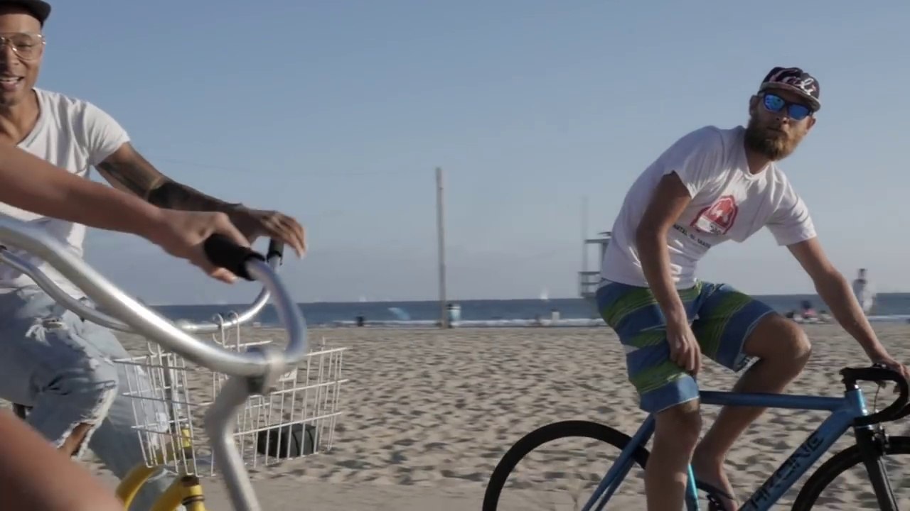 LIGHT SKINNED ALIEN - RIC FLAIR