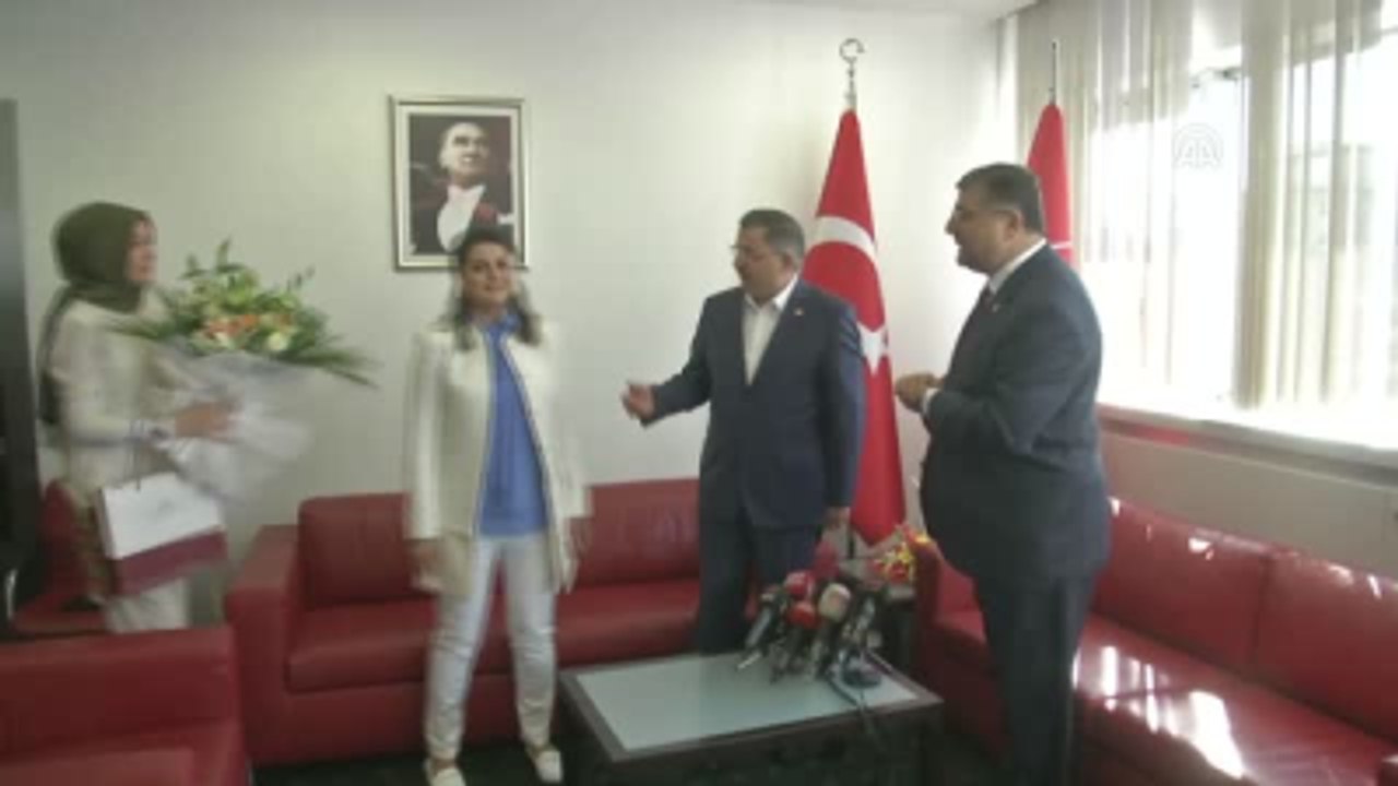 Siyasi Partilerin Bayramlaşması / Chp-Ak Parti (1) - Ankara
