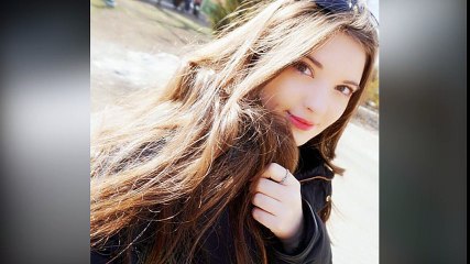 Vẻ đẹp búp bê của bông hồng lai Nga