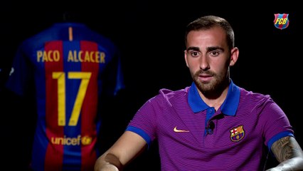 Alcácer: “Tenir al costat jugadors com Leo, Suárez i Neymar és el màxim”