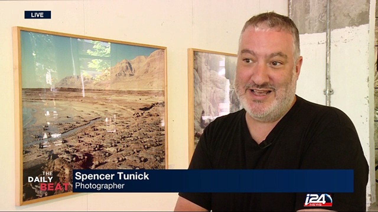 Saving the Dead Sea : photographer Spencer Tuni...