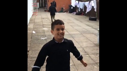 Moeen Ali wt bacha partyyyy