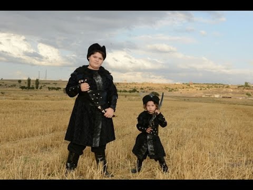 Baba Oğul Müthiş Harmandalı... Aslan parçası çok güzel oynamış