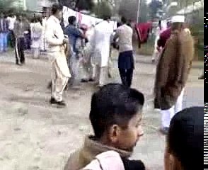 Angry Cow Ki Qurbani 2016 EID UL AZHA