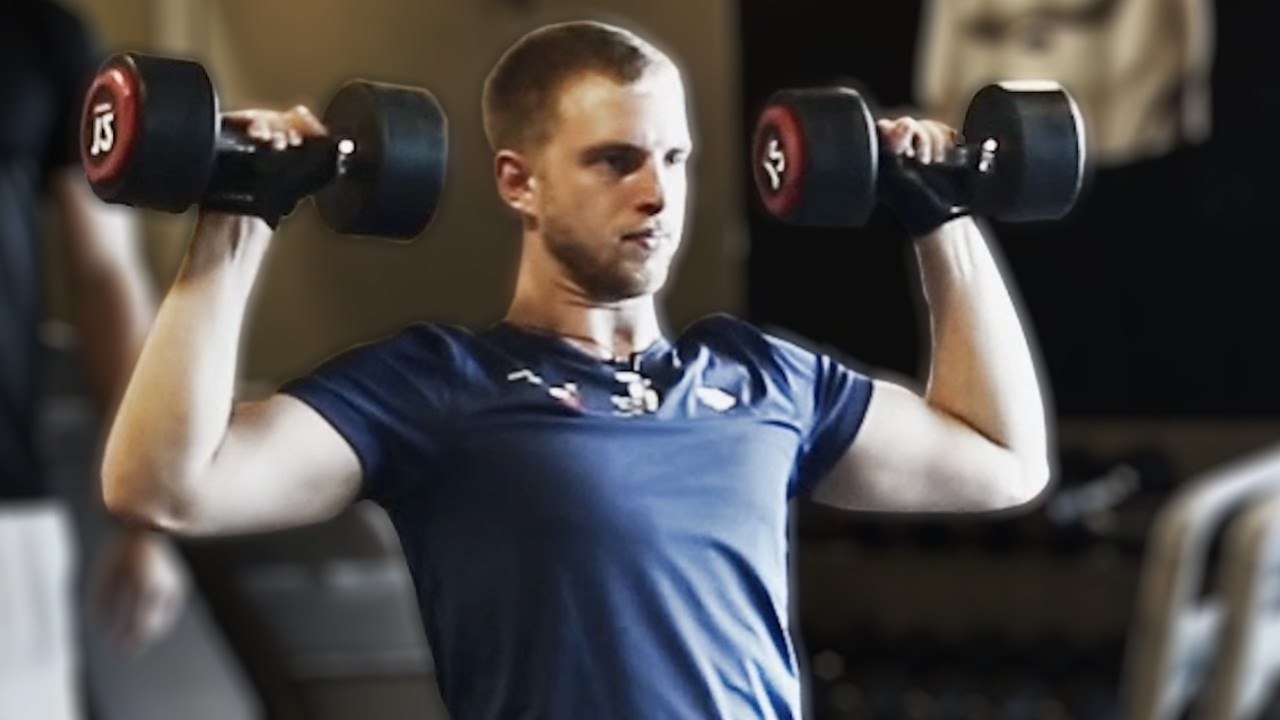 Trening, dzień 2 / miesiąc 2 - BARKI, BRZUCH