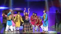 Ayesha Omer dance Performance Lux Style Awards 2015