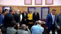 MHP Genel Başkanı Devlet Bahçeli, Genel Merkez Tören Salonu'nda Partililerle Bayramlaştı