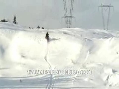 Motoneige hors-piste au Canada, Québec avec Exploterra.com