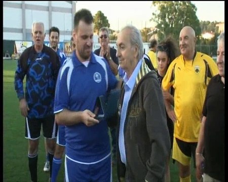 Απόλλων Παραλίας-ΑΕΚ (παλαίμαχοι)